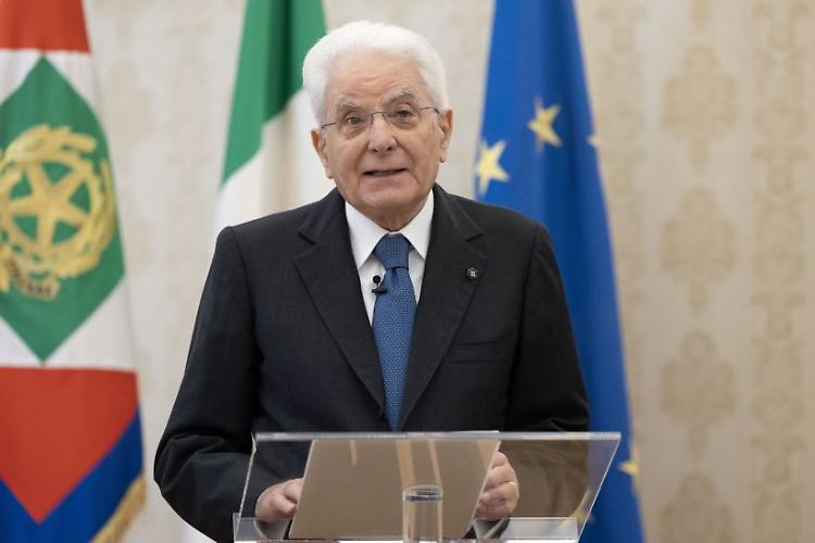 Mattarella ai magistrati "Nessun potere immune da controlli"