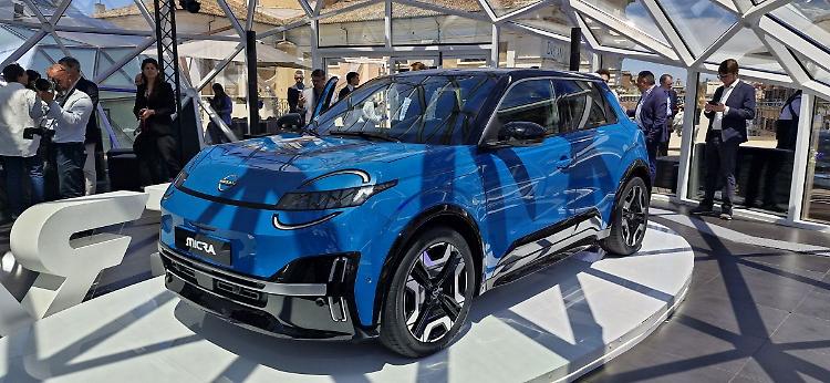 Nuova Nissan Micra, ora 100% elettrica