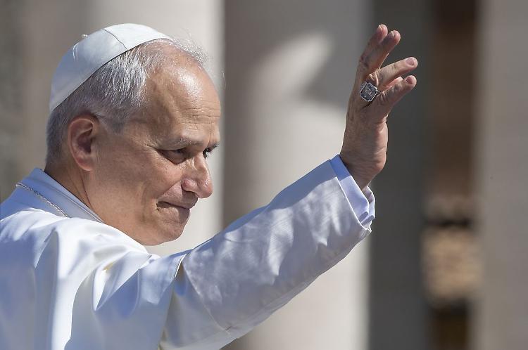 Papa Leone XIV sente al telefono il Presidente russo Vladimir Putin