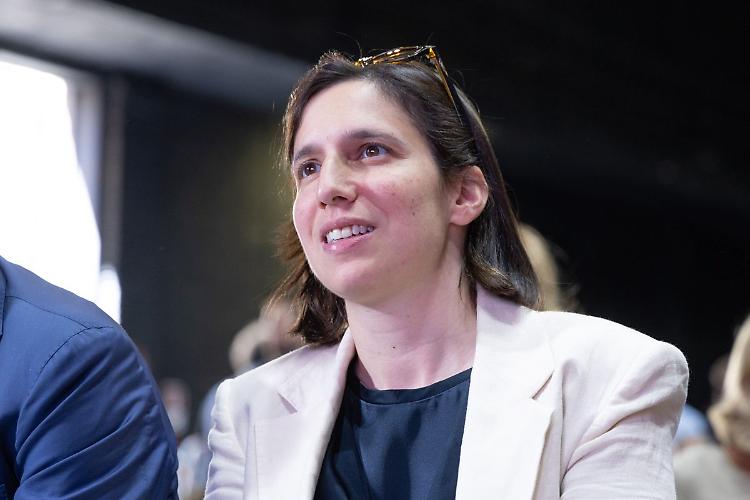 Gaza, Schlein "In 600mila rischiano la vita, Netanyahu va fermato"