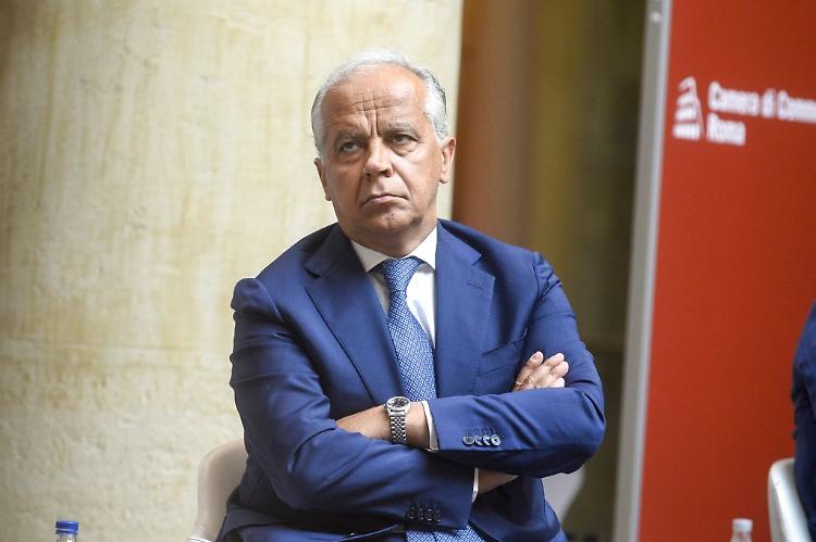 Naufragio Lampedusa, Piantedosi "Urgente prevenire i viaggi in mare"