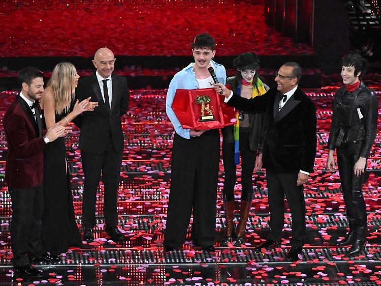 Festival di Sanremo, raggiunto l'accordo tra Comune e Rai