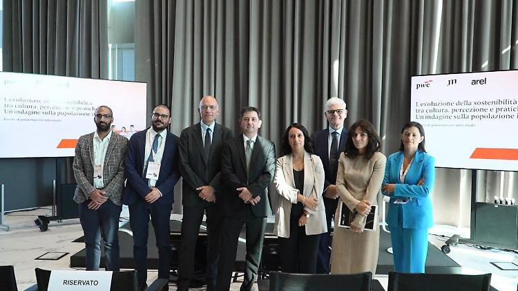 Studio Pwc-Jti-Arel su sostenibilit&agrave;, divario tra percezione e realt&agrave;