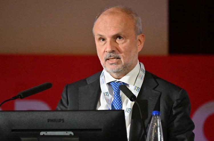 Schillaci "Vogliamo rendere pi&ugrave; facile l'accesso al servizio sanitario"