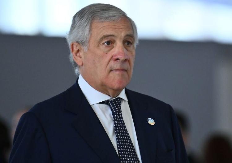 Tajani "Impossibile riconoscere la Palestina finch&egrave; c'&egrave; Hamas"