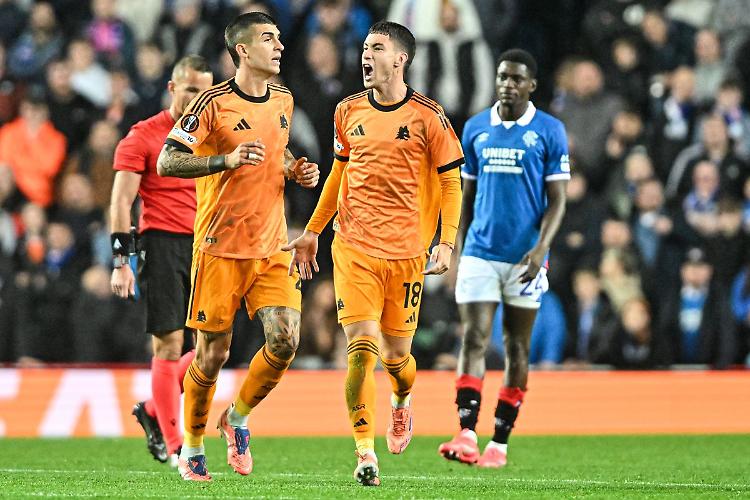 La Roma vince a Glasgow 2-0, reti di Soul&egrave; e Pellegrini