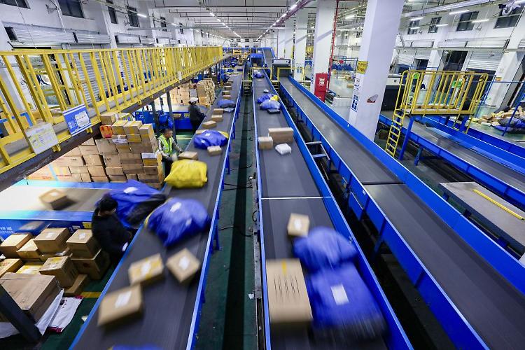 Cina: Festival dello shopping "Double 11" registra volume record pacchi gestiti