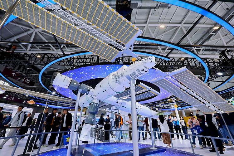 Cina, Fiera dell'hi-tech registra 170 mld di yuan in contratti preliminari