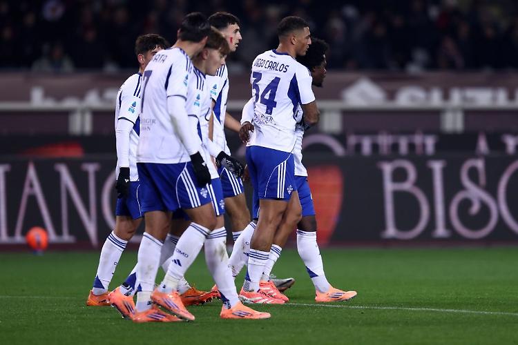 Como show, Torino travolto 5-1 e profumo d'Europa