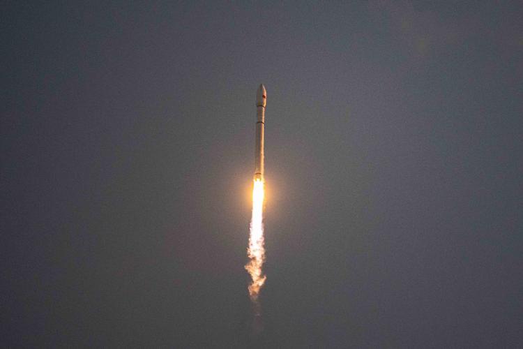 Cina, in orbita un nuovo gruppo di satelliti internet