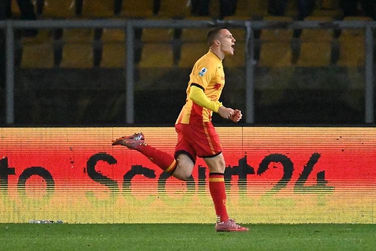 Il Lecce batte il Pisa 1-0 e fa un passo verso la salvezza, decide Stulic