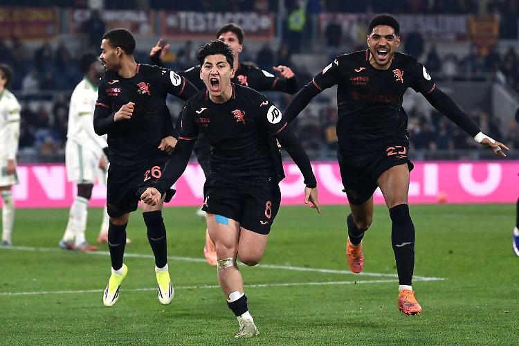 Torino ai quarti di finale di Coppa Italia, Roma battuta 3-2 all'Olimpico