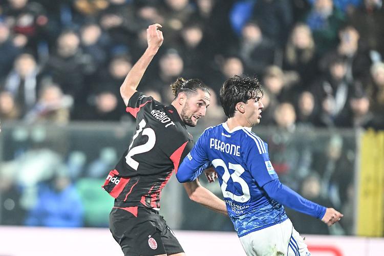 Como-Milan 1-3, Rabiot trascina i rossoneri al Sinigaglia