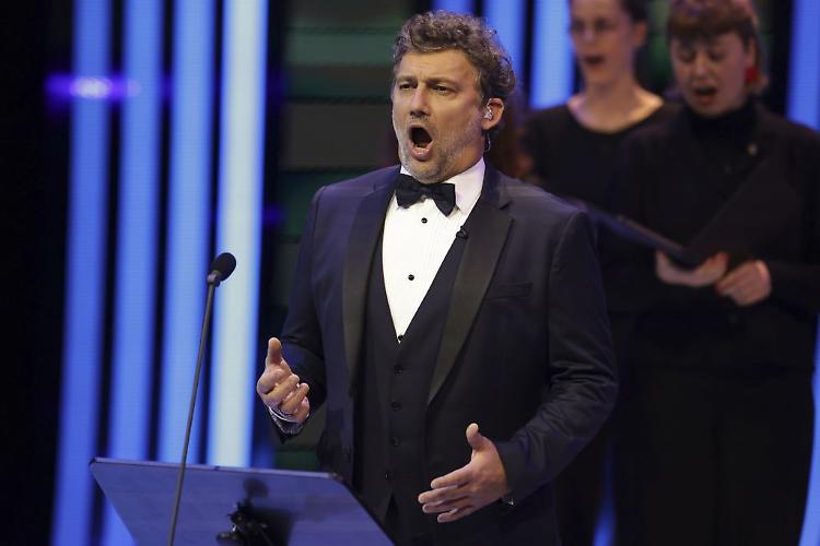 Dall'Opera al jazz, su Tiv&ugrave;sat si celebrano le pi&ugrave; grandi voci del momento