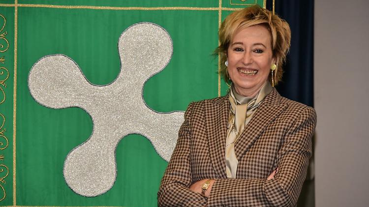 Vaccinazioni in Lombardia, 100 mila nuovi posti a disposizione