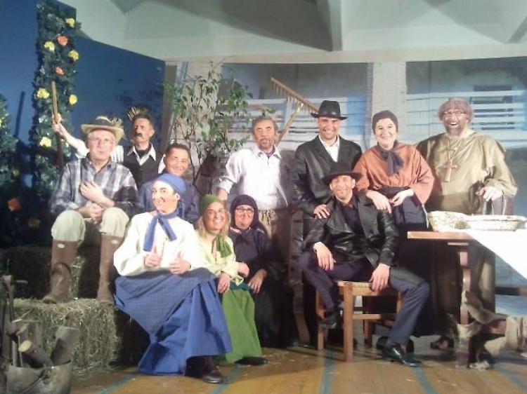 “Succed a Gnidel n'duè ghè i solc!” Commedia dialettale
