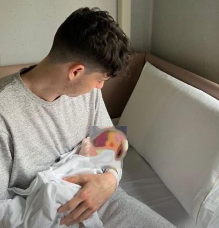 Nata la figlia di Alessandro Bastoni, caffè offerti dal neo-nonno Nicola