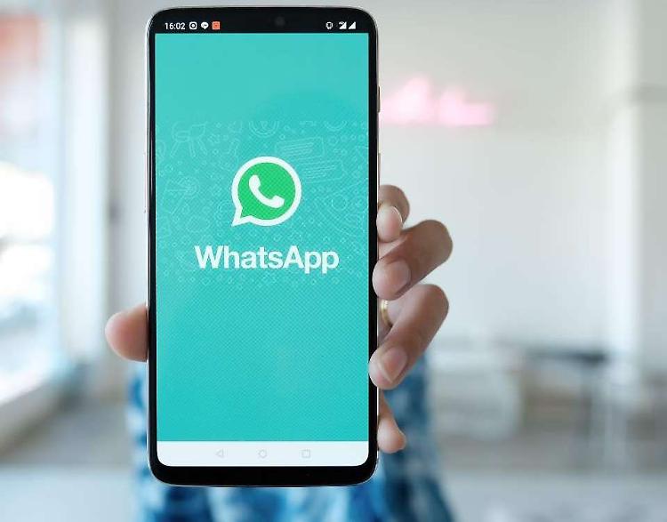 WhatsApp, da ottobre non si potrà più usare su iPhone 5 e 5c