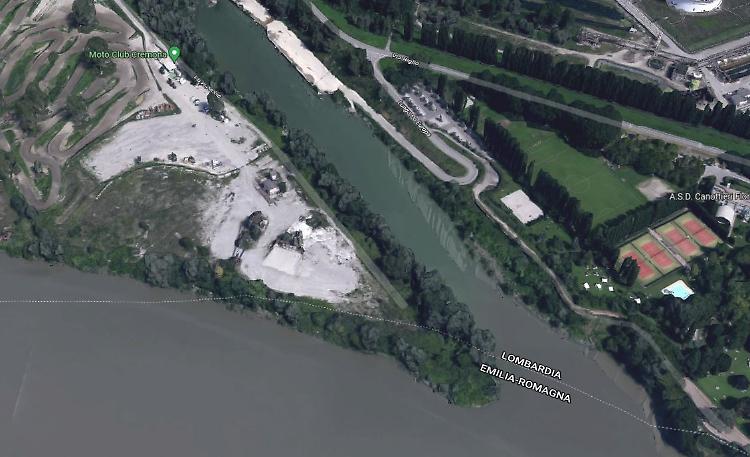  Parziale cedimento di una parete, transito nella conca attualmente sospeso