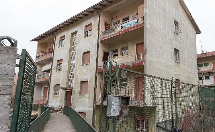 Palazzine della vergogna, si fanno avanti 120 imprese