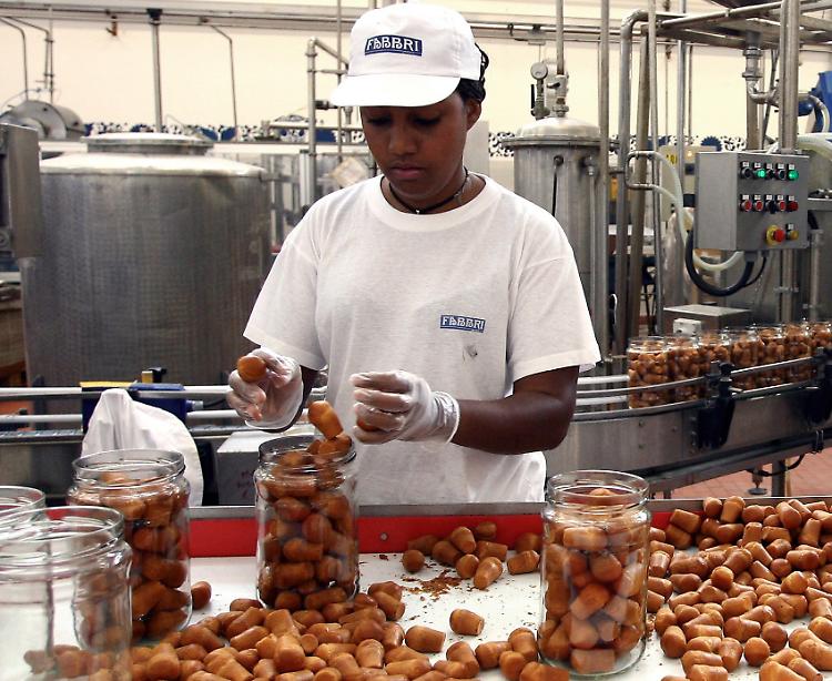 La popolazione &egrave; in calo: gli stranieri in aumento