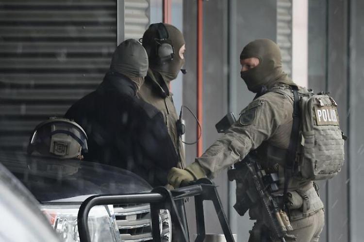 Dresda: uccide la madre e si barrica in un mall, arrestato