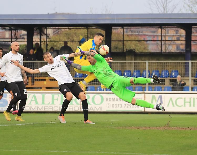 Pergolettese, vittoria contro Pro Vercelli e la salvezza è quasi in tasca (1-0)