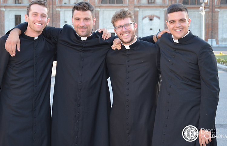 Sabato in Cattedrale l&rsquo;ordinazione di quattro presbiteri