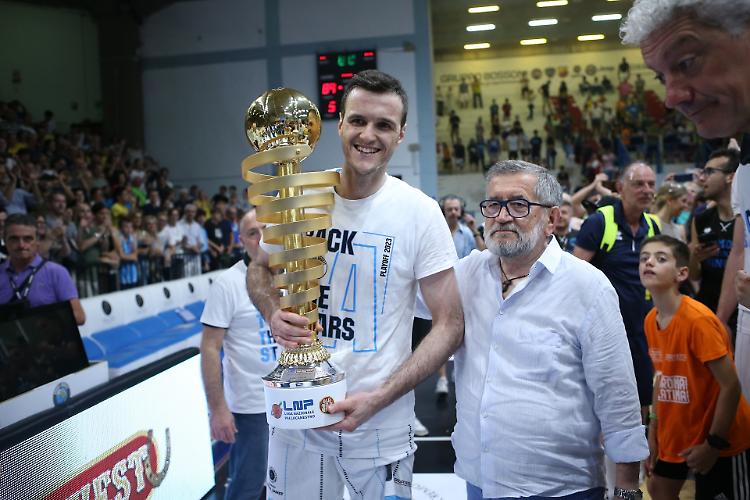 Pecchia: 'Vanoli Basket senza paura:  sarà la nostra serie A. Esordienti ma carichissimi'