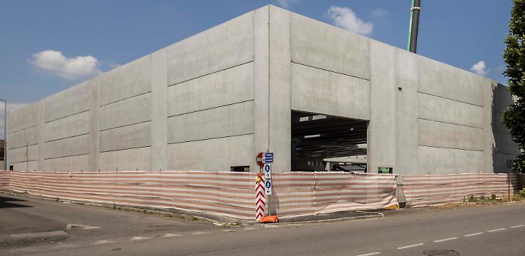 Petizione &lsquo;anti muro&rsquo; in via del Giordano, 500 firme al sindaco
