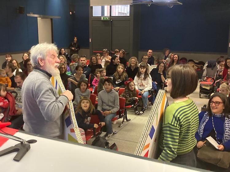 'Tam Tam In-book': moltissimi bambini all'incontro