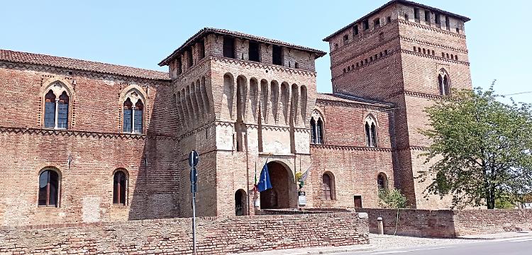 Lavori nel vivo: il castello è a ostacoli