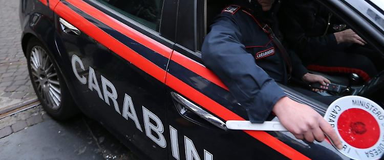Colpo in villa: via la cassaforte
