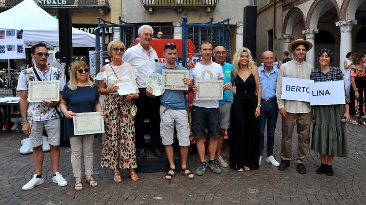 Sagra della Bertolina, la piazza incorona Diego Bertazzoli