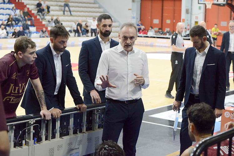 Juvi pronta per Brindisi. Bechi: "Non c'è cosa migliore che rimetterci subito in gioco"