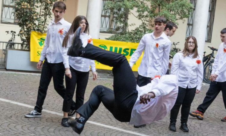 Donne, la denuncia e l'impegno: &laquo;Basta violenze&raquo;