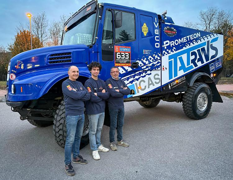 Alla Dakar il ‘veterano’ con il figlio