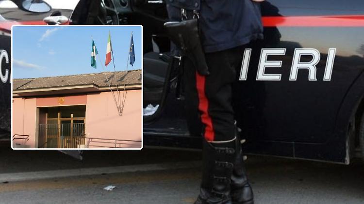 Colpo nella notte alle scuole elementari, paese sotto schock