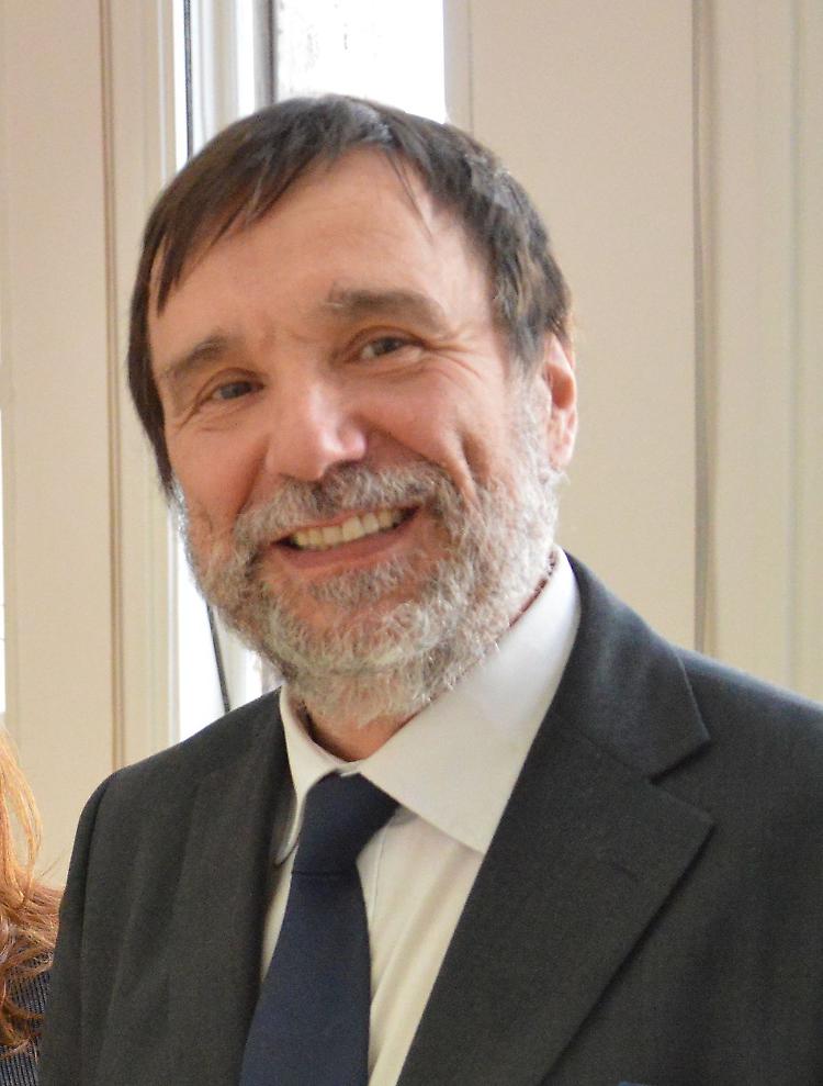 Luigi Dei: "Letteratura e scienza discipline in costante equilibrio dinamico"