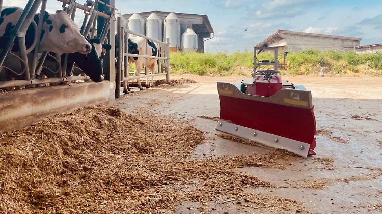 Robot autonomo da stalla: PoliMi e Fondazione LGH insieme per l'agricoltura