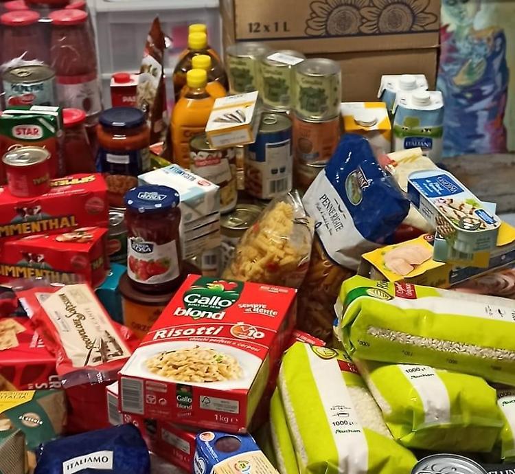 La San Vincenzo: &laquo;Servono pasta e olio&raquo;