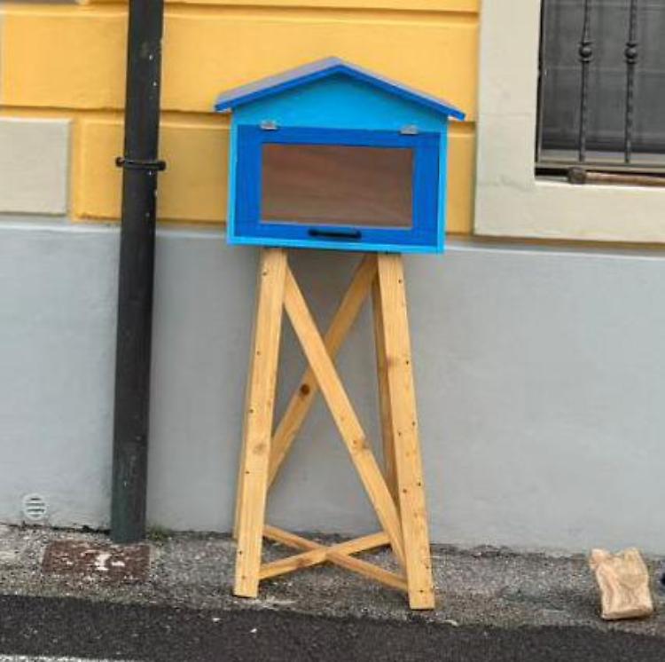 Libri in viaggio tra le frazioni: nuove cassette per il passaggio gratuito