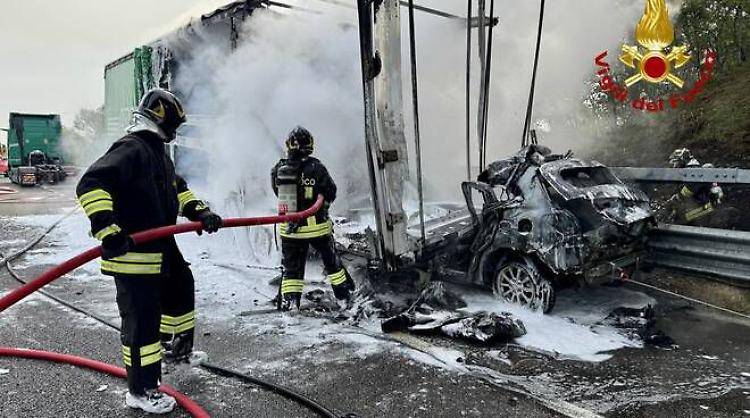 Gravissimo incidente in A21 a Piacenza, traffico in tilt fino a Cremona
