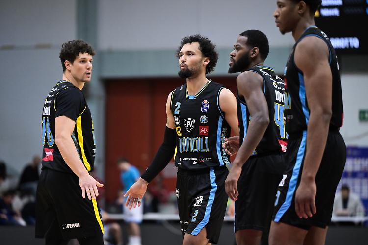 La Vanoli cala il tris