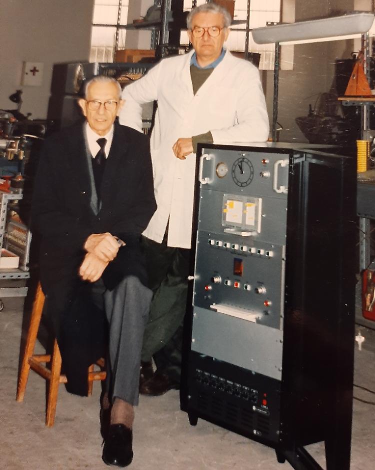 Campane elettroniche, invenzione di famiglia