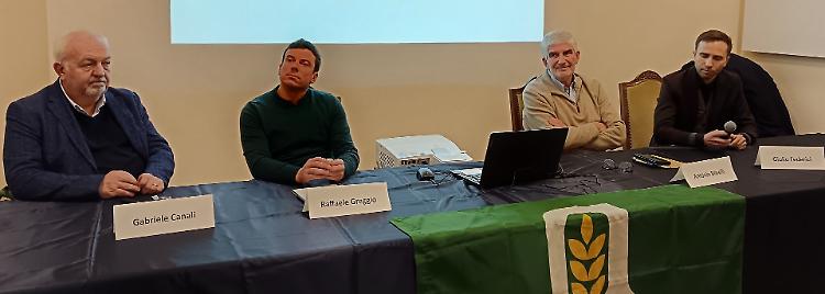 Latte, la sfida dell&rsquo;Anga: &laquo;Export e innovazione&raquo;