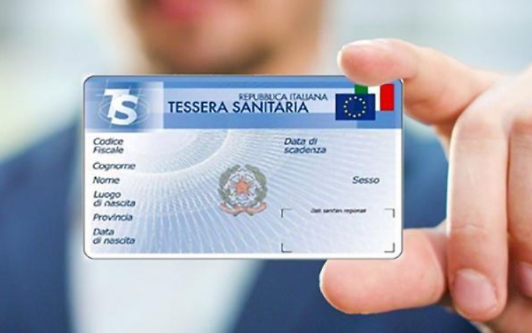 La tessera sanitaria arriva senza microchip