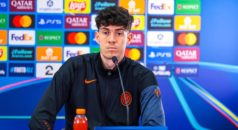 Il premio 'Rosa Camuna' al giocatore dell&rsquo;Inter Alessandro Bastoni